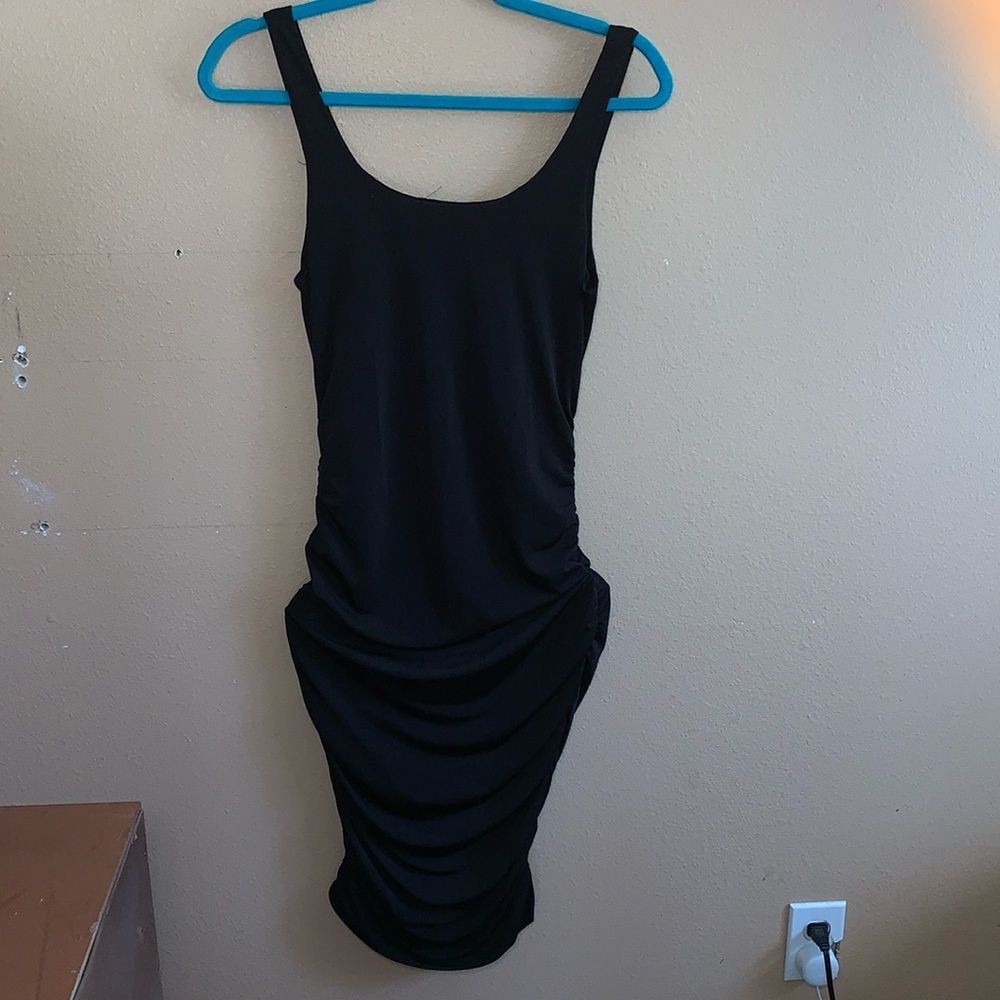 fashion nova black spandex tank bodycon midi dress with ruched sides Small